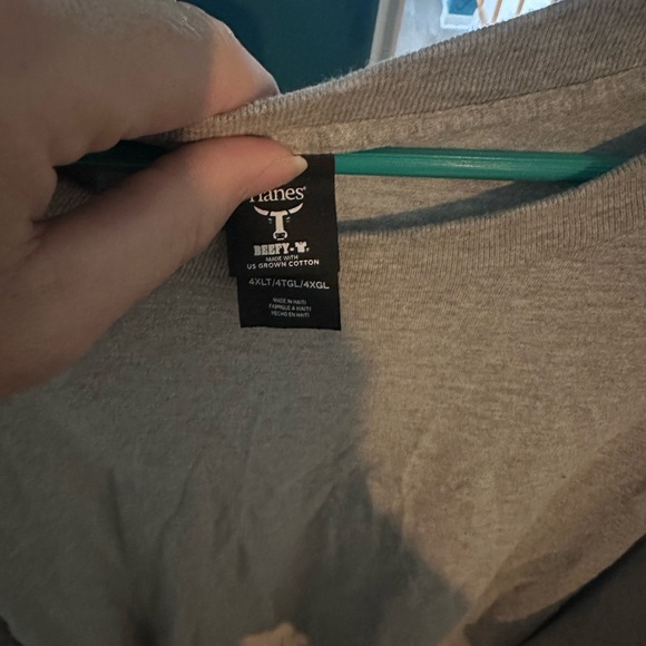 Hanes 4xlt t shirt - Picture 2 of 2